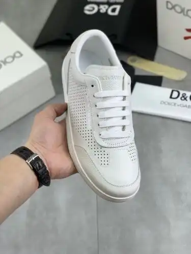 DG* Men's Code: 0716B90 Size: 38-44 (45 46 Custom made without return)