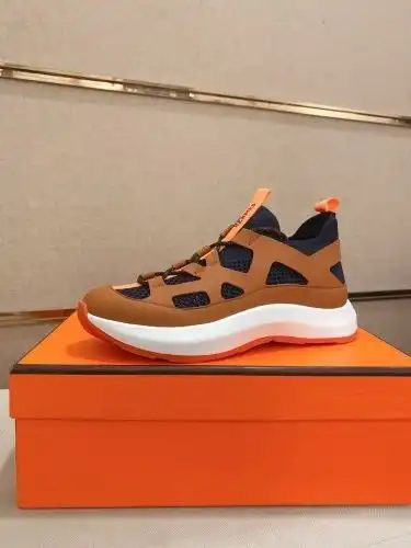 Hermes* Men's Code: 0718C60 Size: 38-44 (45 Custom made without return)