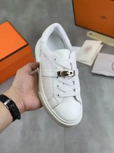 Hermes* Couple model Code: 0822C60 Size: 35-44 (45 customized)