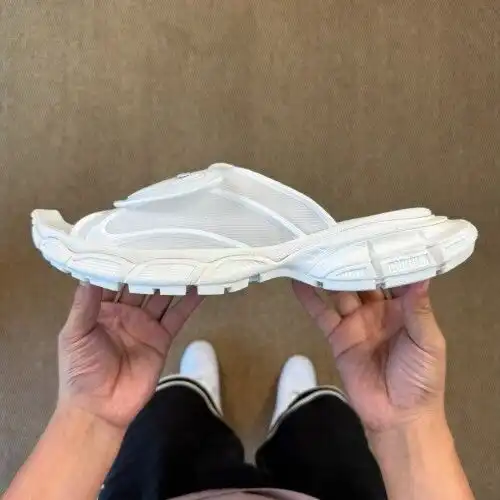 Balenciaga 3XL Balenciaga Flip Flops Pure White