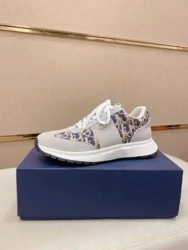 Dior* Men's Code: 0730B60 Size: 38-44 (45 46 customized)