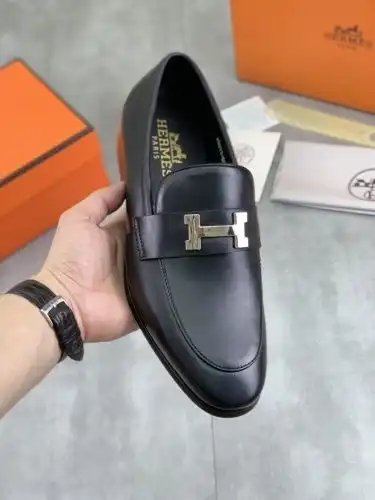Hermes* Men's Model Code: 0727B Size: 39-44 (45 customized)