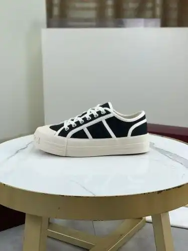 Guqi* Women's Model Code: 0816B Size: Women's 35-40 (41 customized)