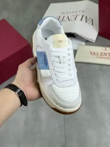 Valentino* Men's Model Code: 0716C40 Size: 38-44 (45 46 Custom made without return)