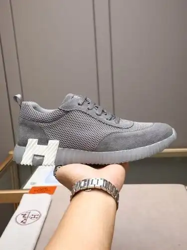 Hermes* Men's Code: 09B40 Size: 38-44 (45 customized products without return)