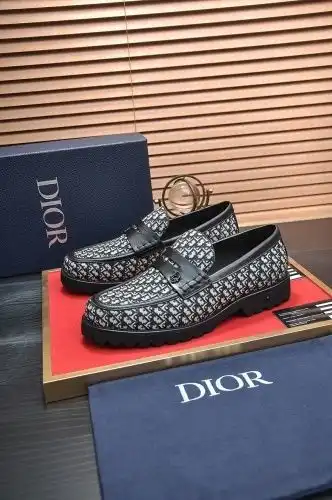 Dior* Men's Code: 0903C30 Size: 38-44 (45 customized)