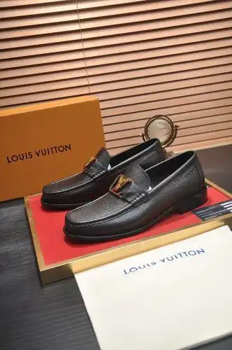 LV* Men's Code: 0724B90 Size: 38-44