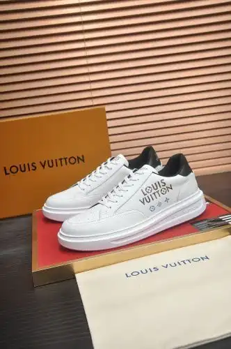 LV* Men's Model Code: 0825C60 Size: 38-44 (45 customized)