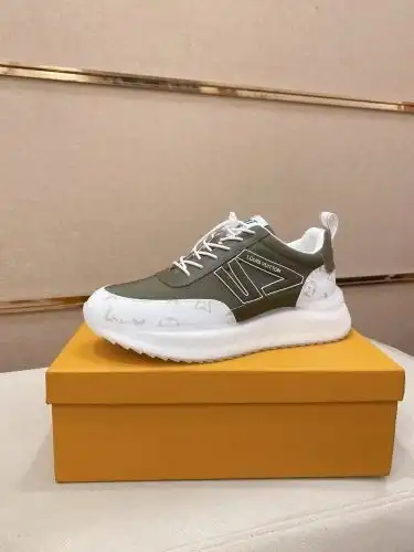 LV* Men's Code: 0730B60 Size: 38-44