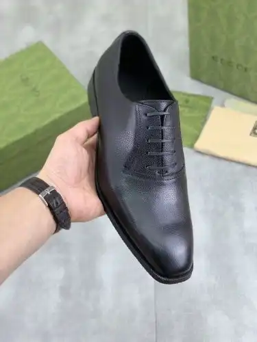 Guqi* Men's Code: 0816C20 Size: 39-44 (45 customized)