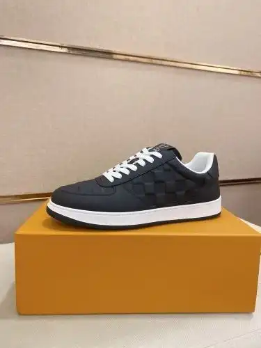 LV* Men's Code: 0911B Size: 38-44 (45 customized)