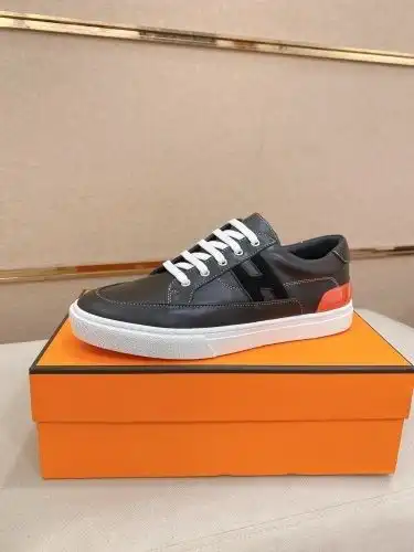 Hermes* Men's Code: 0628B40 Size: 38-44 (45 Custom made without return)