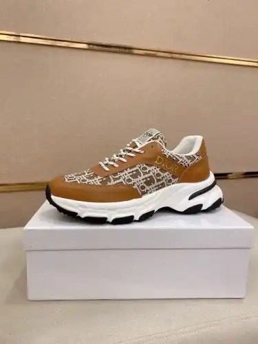 Dior* Men's Model Code: 0628B60 Size: 38-44 (45 Custom made without return)