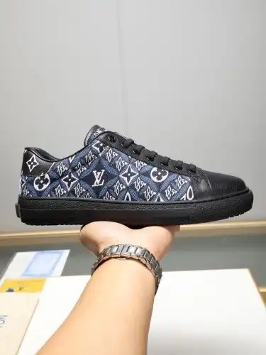 LV* Men's Code: 0810B30 Size: 38-44 (45 Custom made without return)