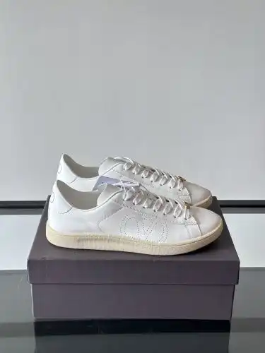 Valentino* Men's Code: 0712B60 Size: 38-44 (45 Custom made without return)