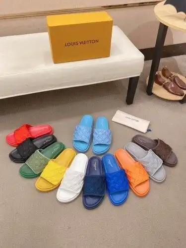 LV* Men's Model Code: 0718A90 Size: 38-44