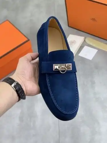 Hermes* Men's Code: 0830B60 Size: 39-44 (38 45 Customized)
