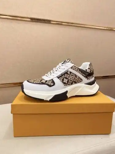 LV* Men's Model Code: 0718B60 Size: 38-44 (45 46 Custom made without return)