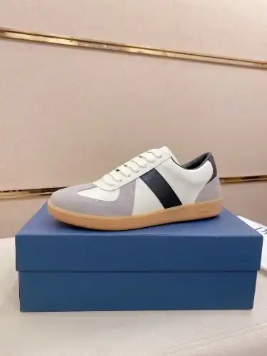 Dior* Men's Code: 05B30 Size: 38-44
