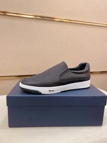 Dior* Men's Code: 05B40 Size: 38-44