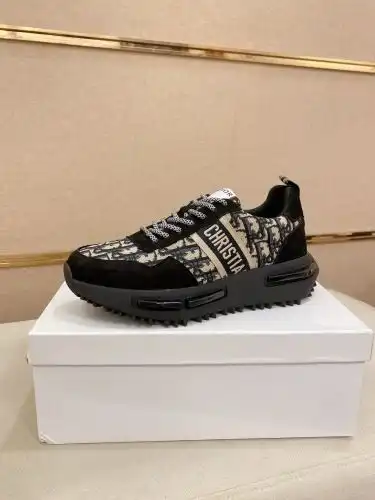 Dior* Men's Model Code: 0628B60 Size: 38-44