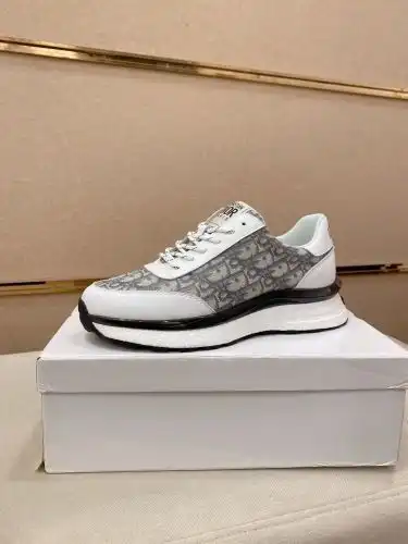 Dior* Men's Model Code: 0730B60 Size: 38-44 (45 customized)