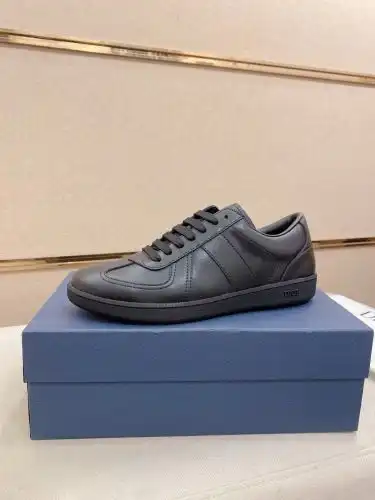 Dior* Men's Code: 05B30 Size: 38-44