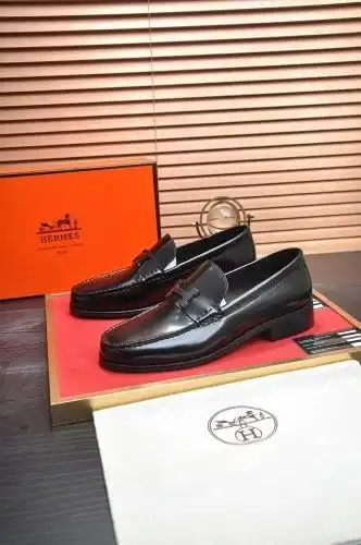 Hermes* Men's Code: 0724B90 Size: 38-44 (45 Custom made without return)