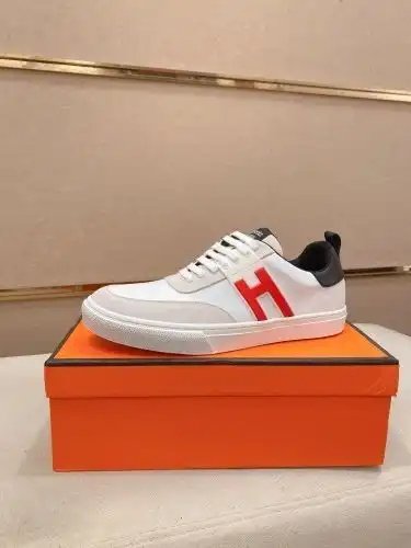 Hermes* Couple model Code: 0911B30 Size: 36-44 (Customized 45/46 without return)