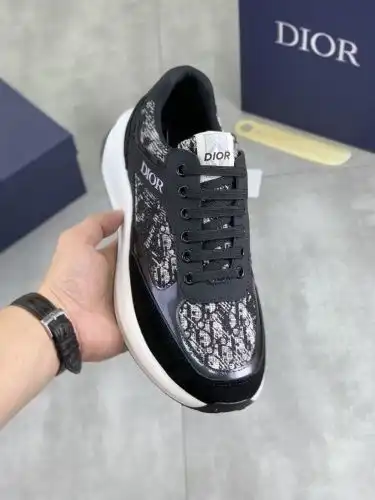 Dior* Men's Code: 0626B50 Size: 38-45 (45 customized without return)