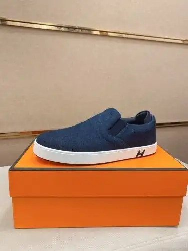 Hermes* Men's Code: 05B60 Size: 38-44 (45 customized products without return)