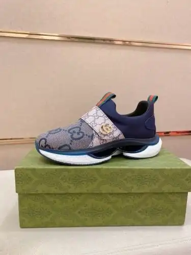 Guchi* Men's Code: 0911B60 Size: 38-44