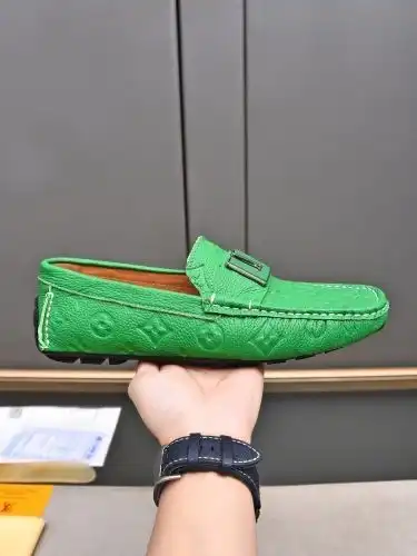 LV* Men's Code: 04B30 Size: 38-44 (45 customized without return)