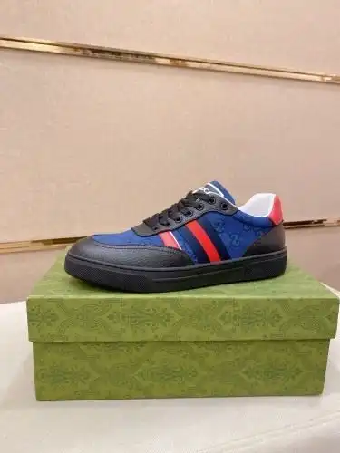Guqi* Men's Code: 0730B50 Size: 38-44