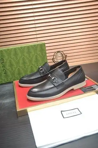 Guchi* Men's Code: 0812B50 Size: 38-44