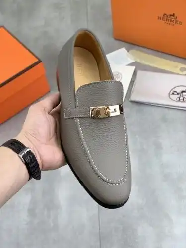 Hermes* Men's Model Code: 0727B Size: 39-44 (45 customized)