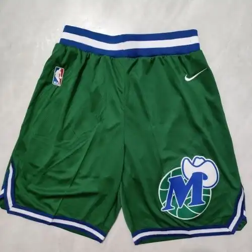 Mavericks green balls