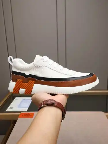 Hermes* Men's Code: 0907B Size: 38-44 (45 customized)