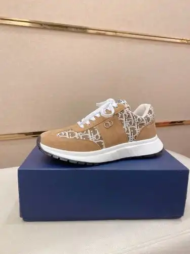 Dior* Men's Code: 0730B60 Size: 38-44 (45 46 customized)