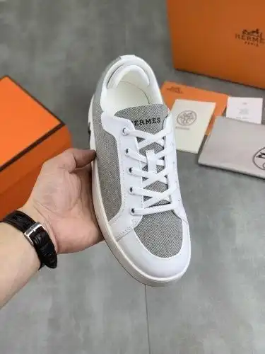 Hermes* Couple model Code: 0822C60 Size: 35-44 (45 customized)