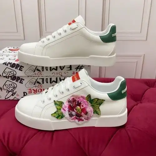 DG* Couple model Code: 0722C Size: Women 35-41 (Customized for men 38-45, no return or exchange D00)
