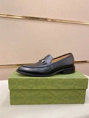 Guchi* Men's Code: 0824B90 Size: 38-44