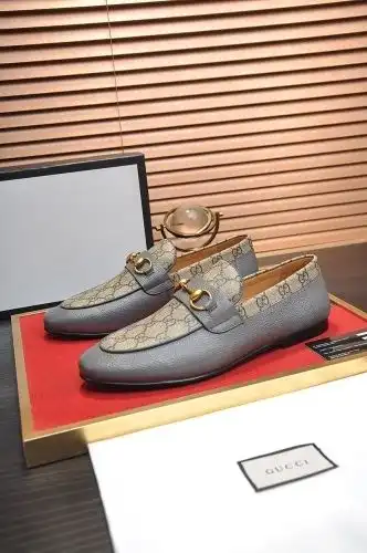 Guchi* Men's Code: 0724B90 Size: 38-44