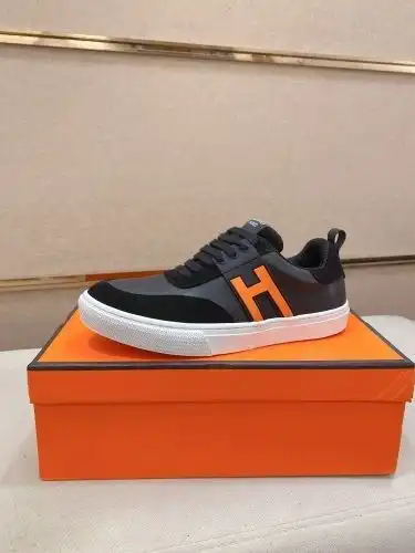 Hermes* Couple model Code: 0911B30 Size: 36-44 (Customized 45/46 without return)