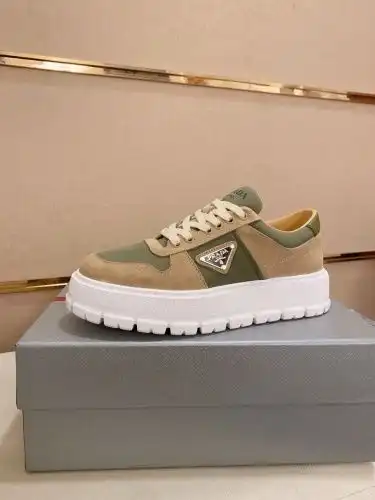 Prada* Men's Model Code: 0911C30 Size: 38-44