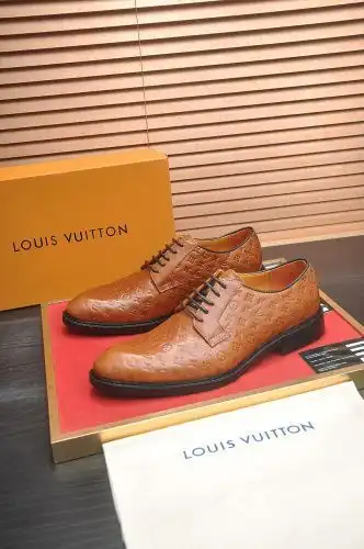 LV* Men's Model Code: 0903B60 Size: 38-44 (45 customized)