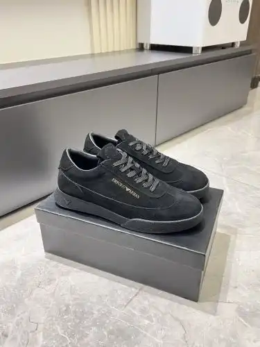 Armani* Men's Code: 0913B Size: 39-44 (45 customized)