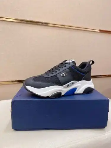 Dior* Men's Code: 08B60 Size: 38-44 (45 46 customized without return)