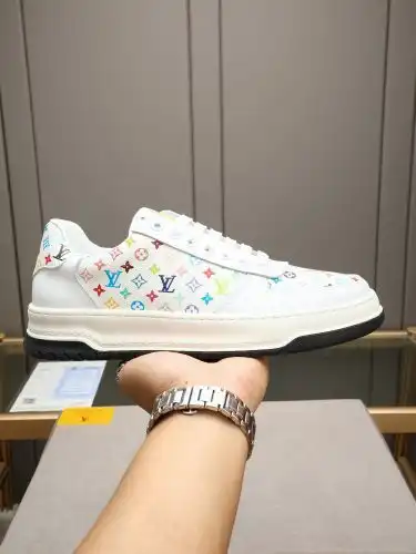 LV* Men's Model Code: 0611B30 Size: 38-44 (45 customized)