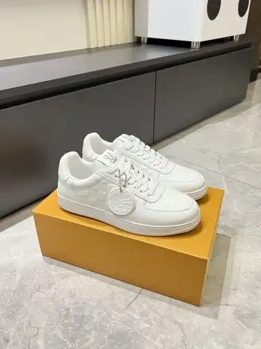 LV* Men's Code: 0815B Size: 38-44 (45 customized)
